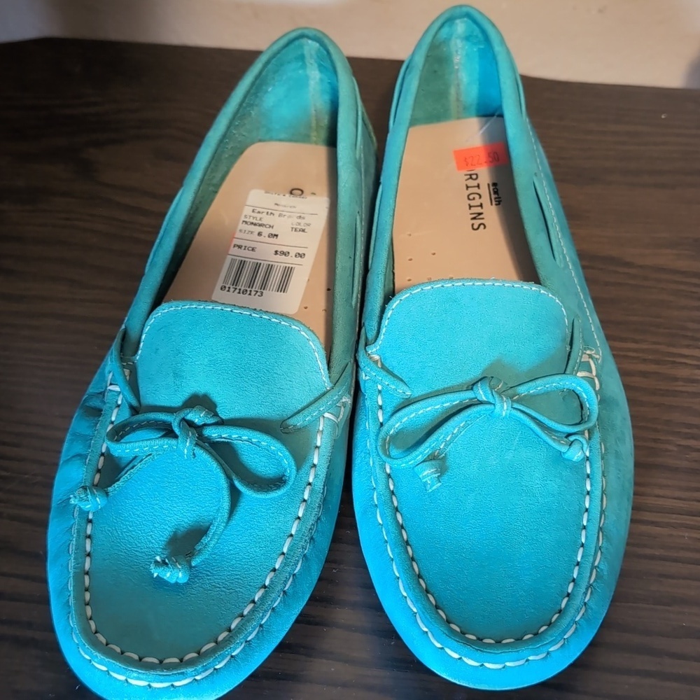 Earth Origins Monarch Teal Blue Moccasin Loafers with Classic Stitching
